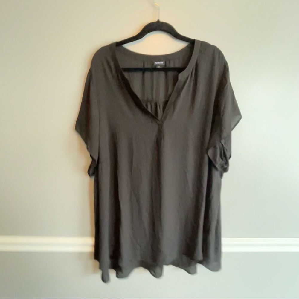Torrid black pullover women’s Blouse shirt top size 5 5X